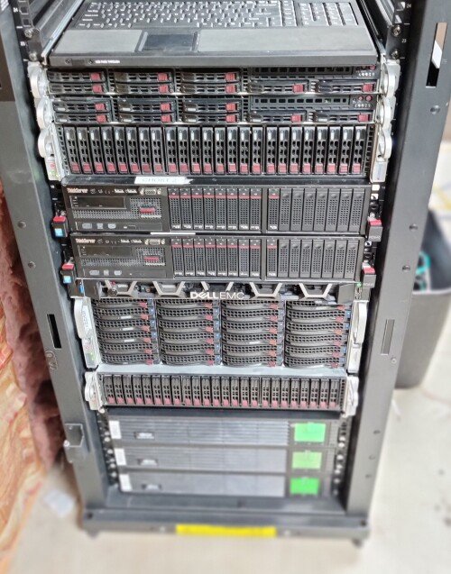 Servers-Basement8cc794582c5f8863.jpg